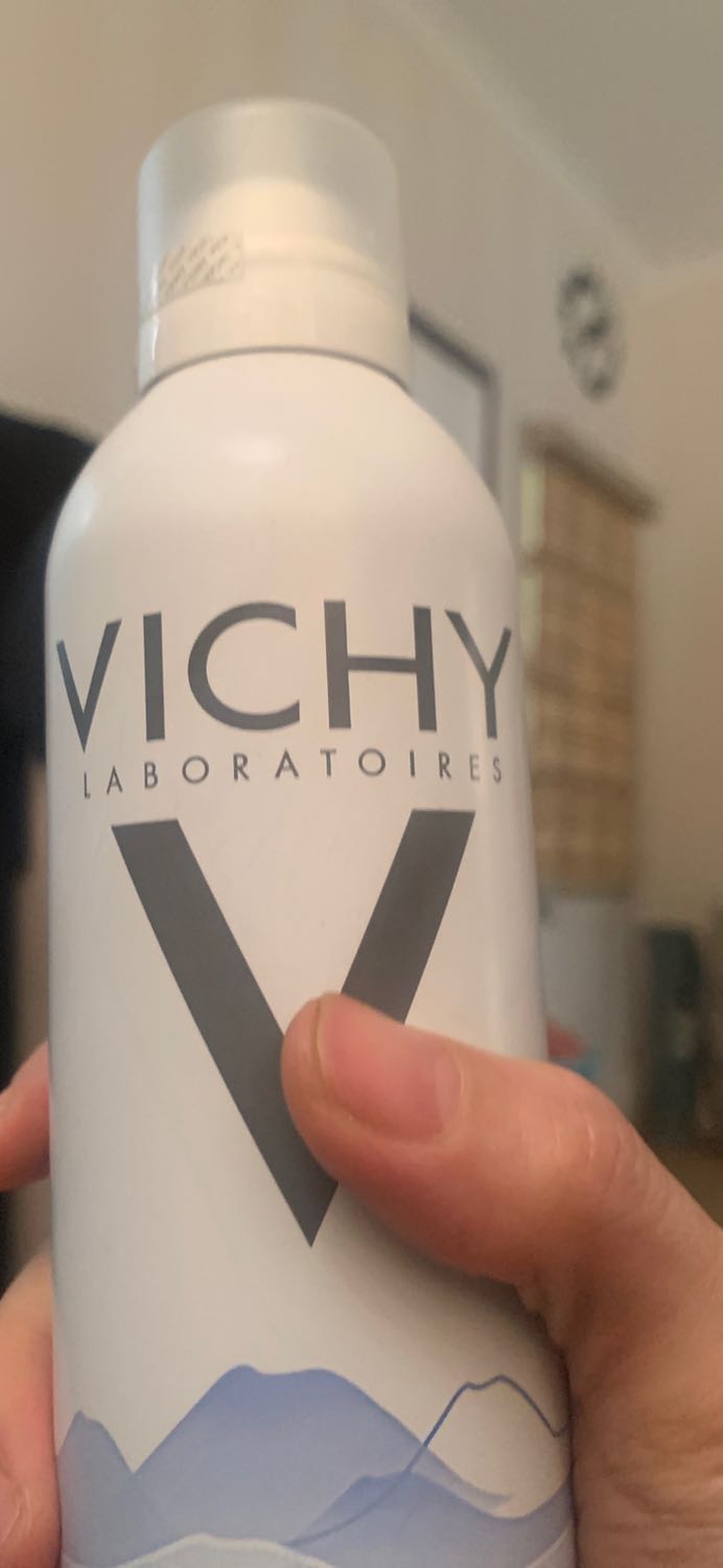 Sp đẹp như hình, nhưng nồi mỏng, k nấu được bếp từ, dễ trày xướt. 4 sao nhé, quên chụp hình sp.