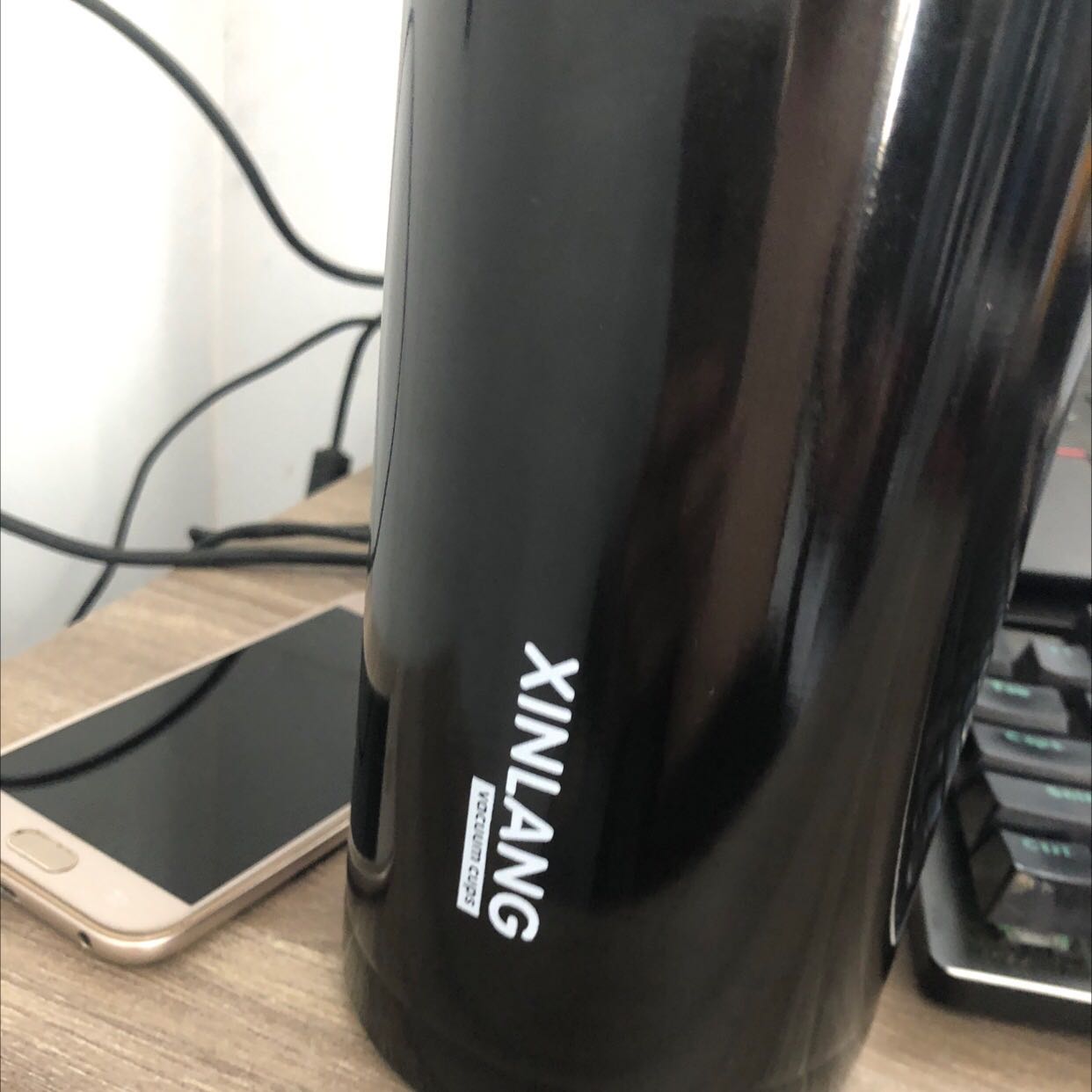 Giao hàng ko đúng như hình, bấm nhầm 5* đúng phải là 1*. Quá thất vọng