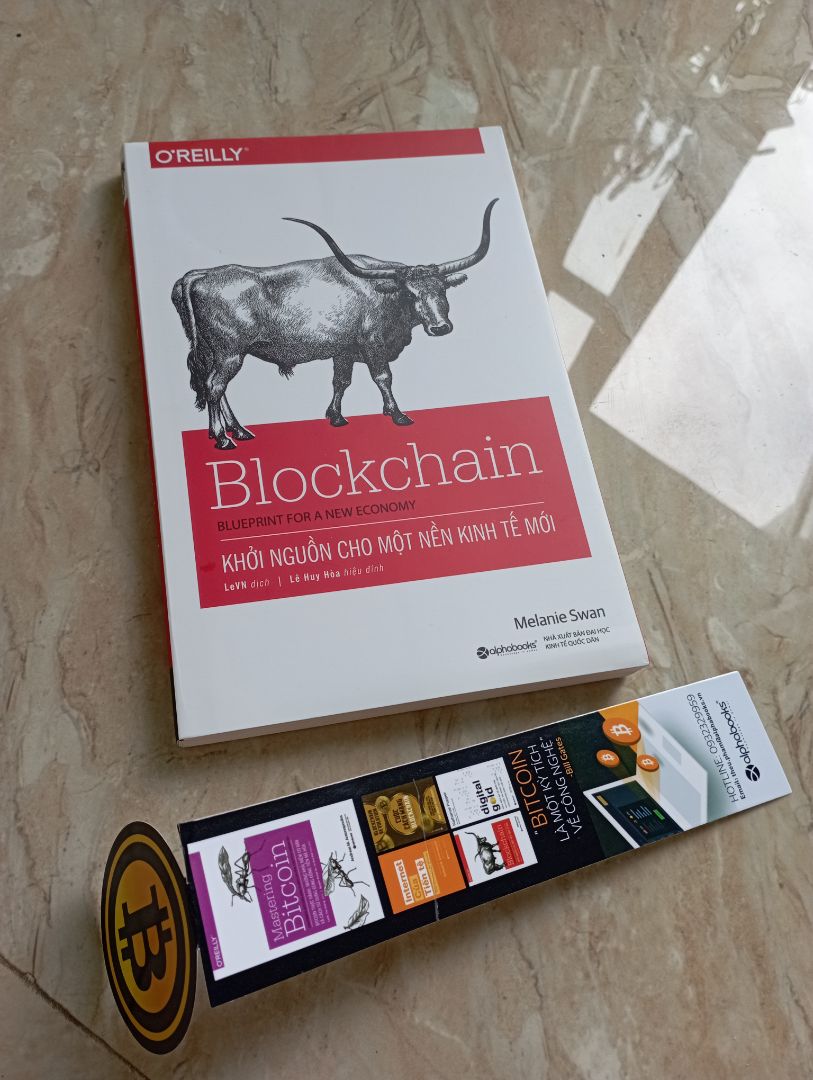 Nội dung rất hay, có kèm bookmark đẹp.
Rất cảm ơn dịch giả đã dịch bộ sách về Blockchain.
Tiki giao hàng đúng hạn, rất hài lòng.