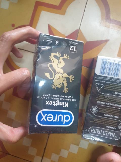 Sản phẩm vô cùng tệ. Móp méo. Người bán thì không có đức. Không thấy quà khuyến mãi. Không bao giờ mua lần 2