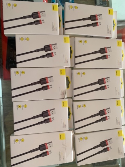 Shop giao đúng thời gian - vỏ hộp đẹp không có lý do gì không tặng shop 5 sao