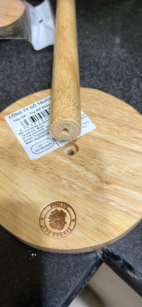 bán mà ko có đinh hay ốc vita thì làm sao mà gắn