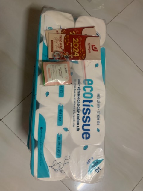 Hàng đóng gói cẩn thận. Giao hàng nhanh. Hàng đúng hãng. Giấy dai, thấm nước tốt nhưng giấy hơi thô. Nếu làm mịn chút nữa thì tốt hơn. Mình đã mua nhiều lần