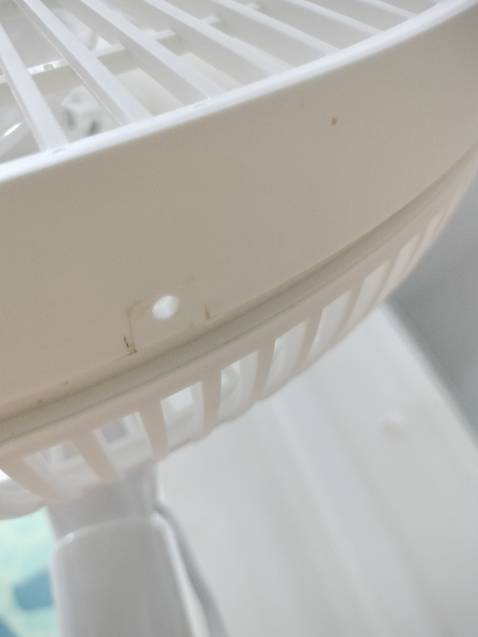 dây ngắn so với nhu cầu thực tế. Khi chuyển hàng bị thiếu ốc. dây ngắn so với nhu cầu thực tế. Khi chuyển hàng bị thiếu ốc.