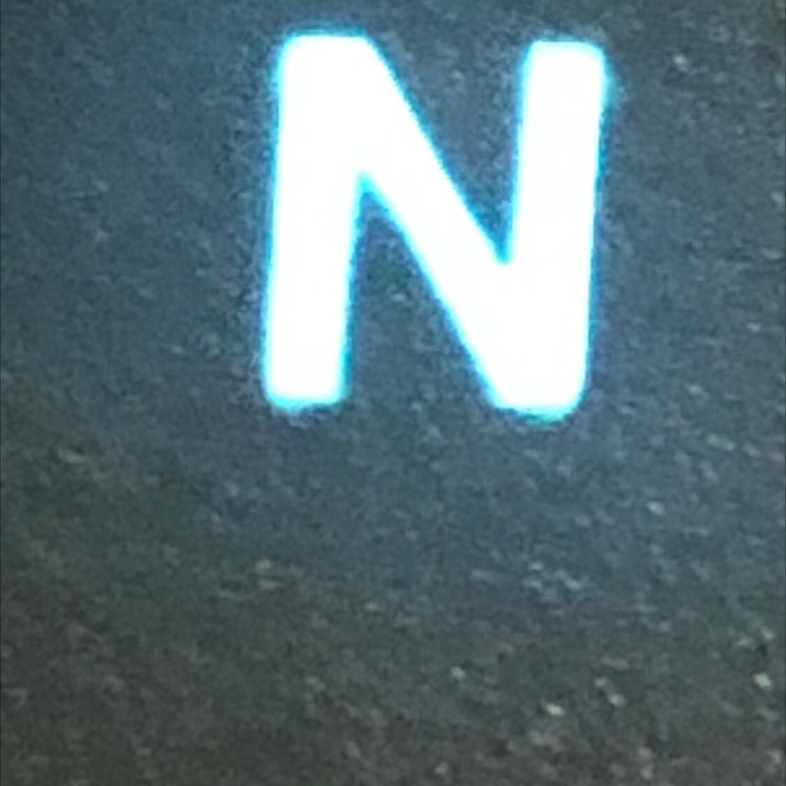 Giao hàng nhanh tuyệt vời
Đóng gói hàng rất tốt
Cảm giác gõ phím rất đã ( mình dùng brown switch) nên âm thanh rất ổn với yêu cầu sử dụng