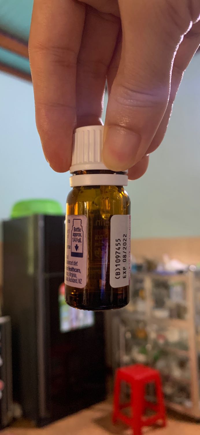 giao sản phẩm dung tích chỉ được 1/3 của chai