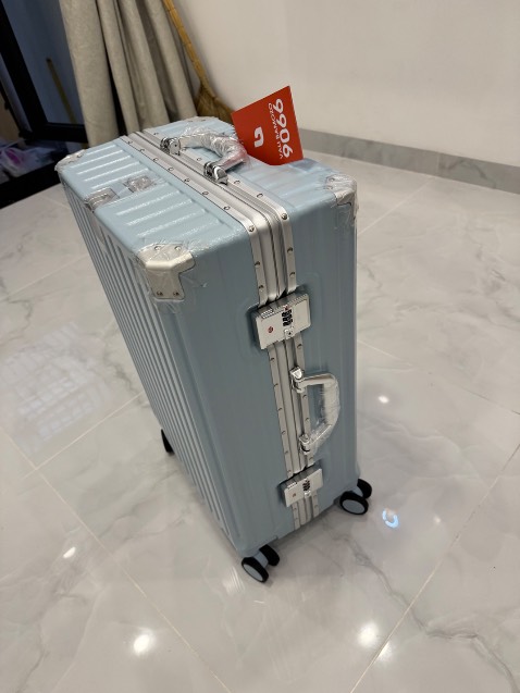 Đẹp, chắc chắn màu rất cưng. Nhưng nếu nhẹ hơn thì tuyệt vời