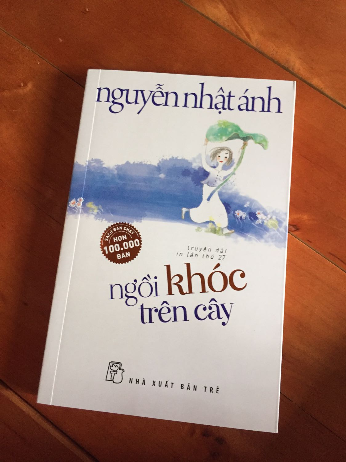 Sách mới lắm lunnnn mới cứng à, đọc hay lém mn iuuuu