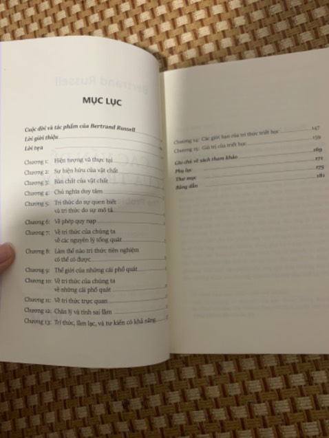 Đóng gói cẩn thận. Sách đẹp Đóng gói cẩn thận. Sách đẹp