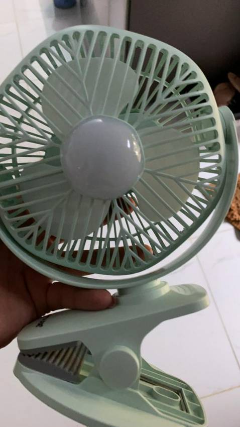 Quạt xịn xò . Màu đẹp dùng rất thích. Để bàn làm việc mùa nóng quá hợp lý