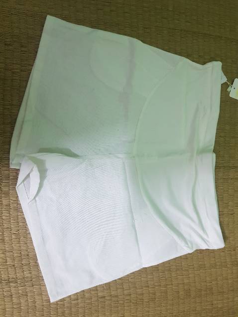 Cứ nghĩ mua rẻ tý thì nhận đc hàng k tốt nhưng shop này bán đồ khá uy tín. mấy quần mua đều lên dáng đẹp. dễ mặc. Cứ nghĩ mua rẻ tý thì nhận đc hàng k tốt nhưng shop này bán đồ khá uy tín. mấy quần mua đều lên dáng đẹp. dễ mặc.