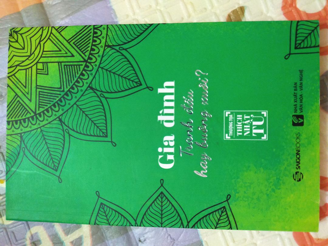 giao hàng nhanh, đóng gói cẩn thận, sách đẹp chất lượng giấy tốt.