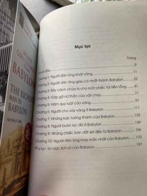 Sách mới 2023, giấy chống lóa, đóng gói có bọc chống sốc. Đánh giá 5 ⭐️