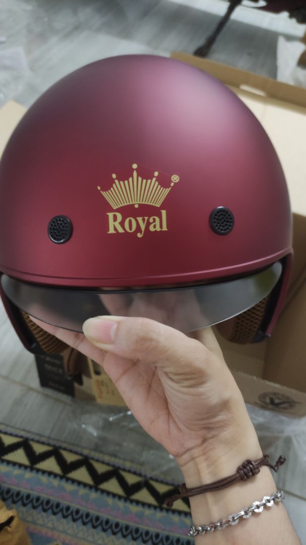 Giao nhanh, nón đẹp chắc chắn , rất ưng ý và hài lòng 👍