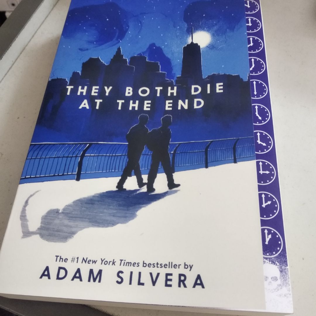 sách giao nhanh, tốt không bị nhăn nhó gì, chất bìa khá lạ, nchung là oke