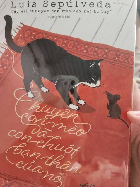 Sách xinh, giao hàng siêu nhanh, đóng gói kỹ
Có điều giấy chỗ trang cuối bị lỗi