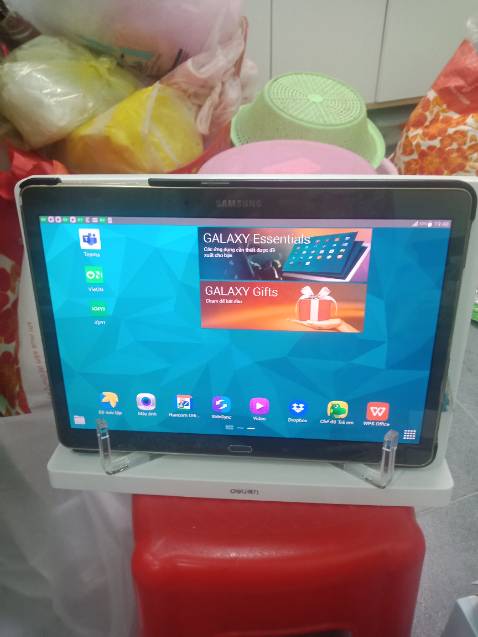 Sản phẩm khá ổn, để dc sách và máy tính bảng, chân chống có thể di chuyển 180