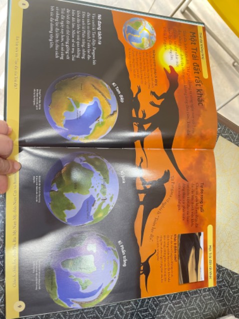 Sách in đep, chữ rõ ràng sắc nét.