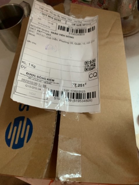 Tôi đặt sách Siêu Tập Trung, khi nhận hàng thì nhận được sách Thay Đổi Vì Con như hình, tôi có nhắn tin nhưng shop chưa phản hồi tin của tôi. Shop vui lòng xem và xử lý. Thanks!