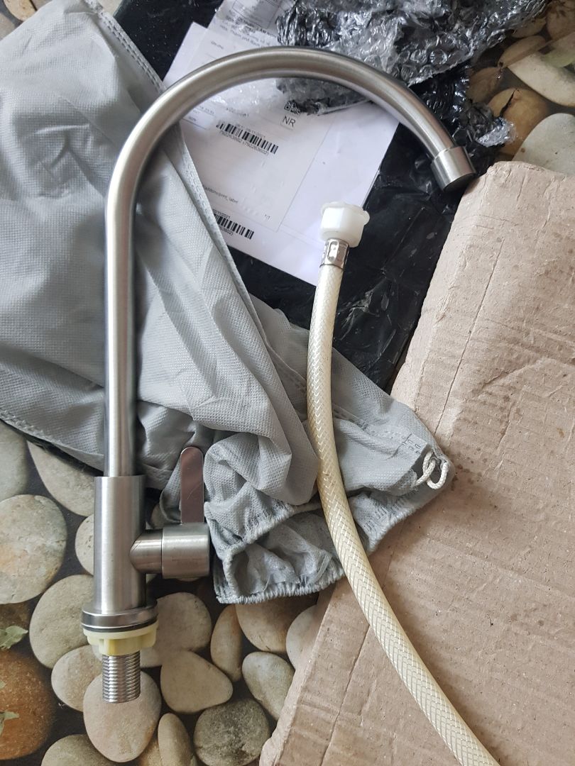 giao hàng khác hoàn toàn với hình ảnh