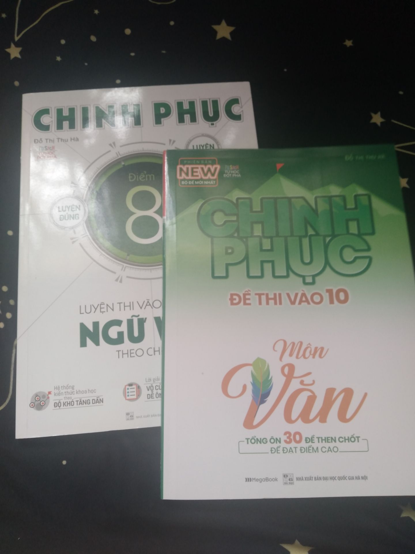 sách chia theo chủ đề nên rất dễ học nhé m.n. Mua cùng bộ đề nên có thể học xong thì luyện đề, đáp án rất chi tiết. Săn sale nên giá siêu hời ?