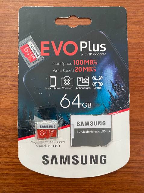 Mình mua thẻ này được vài tháng nhưng không dùng tới, lúc đó vì thấy có đợt khuyến mãi nên mua về để dành, mấy hôm trước có lấy ra dùng thì khi gắn vào máy tính thì bị báo lỗi yêu cầu định dạng, nhưng khi định dạng thì lại báo lỗi không thể định dạng, hiện tại thẻ không thể sử dụng được. Nhờ Tiki giải quyết đổi trả giùm. Cám ơn!