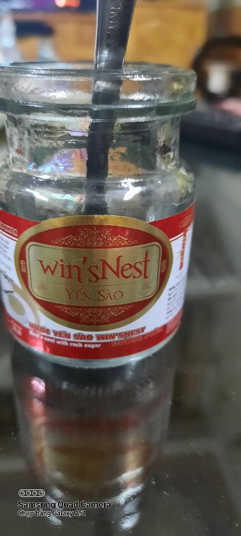 Dùng được, hộp dựng sơ sài, bung ra, lọ rơi ra may không vỡ lọ nào.