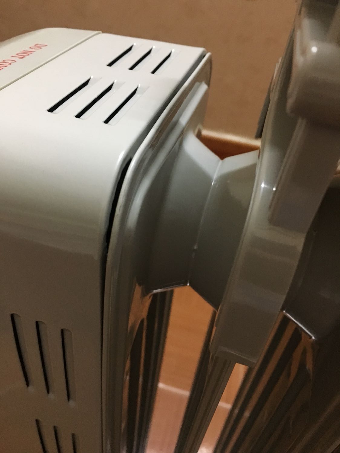 Giao hàng trong vòng một nốt nhạc
Nhanh và dịch vụ tốt
Về phần máy thù đóng gói cẩn thận đúng sản phẩn có điều là hàng chưa được chuẩn vì có mấy lỗi nhỏ trên thân máy.
Nếu so với mua ở ngoài thì ko được chuẩn banhwf
Chất lượng vì đang dùng được 2 ngày nên chưa biết có ok ko