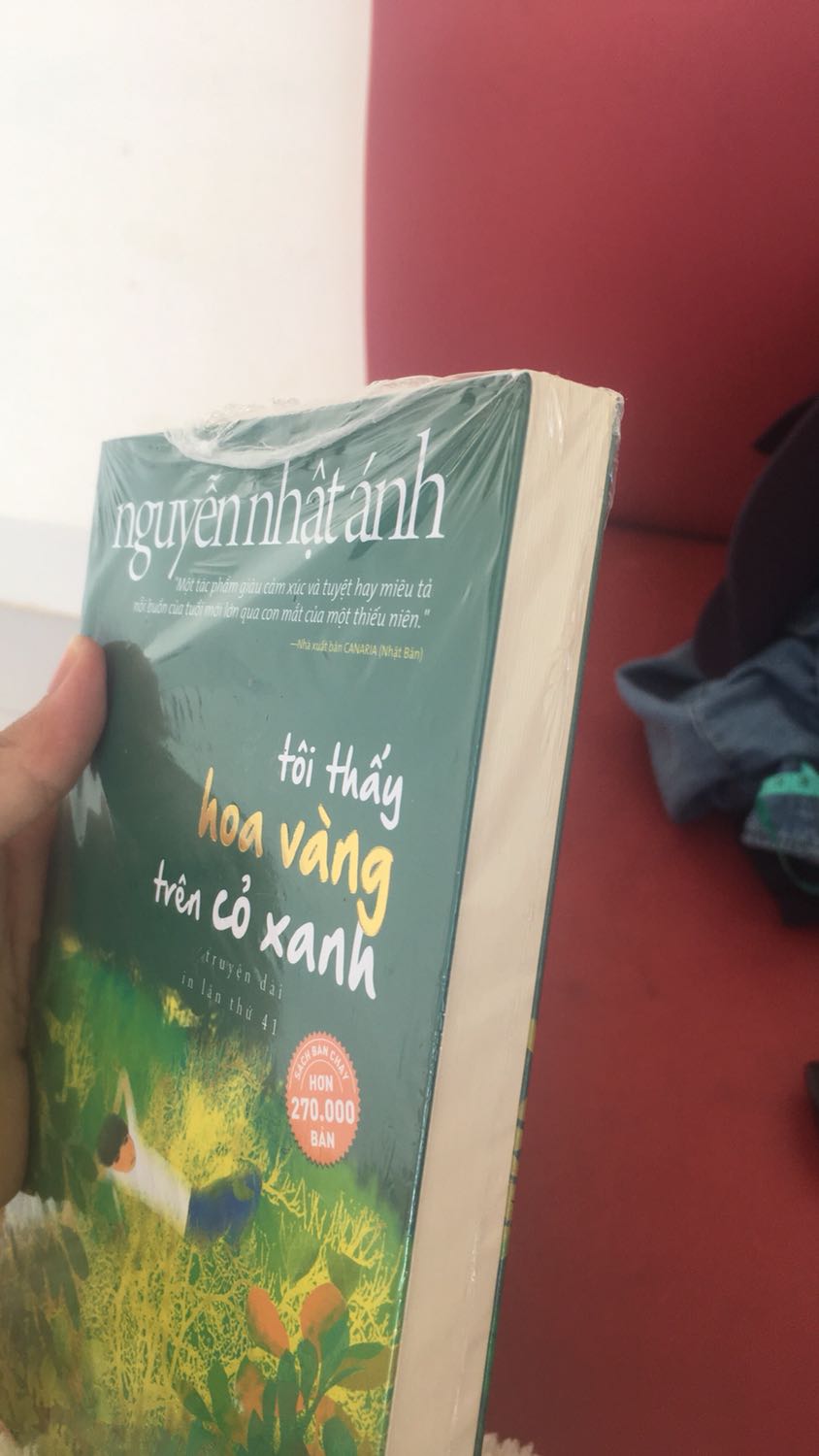 Mình đăng kí dịch vụ bookcare của tiki, từ trước tới giờ đều ko thất vọng. Nhưng riêng combo này cả 2 quyển mình đều ko hài lòng. 1 quyển thì bọc lỗi 1 quyển thì ko có bọc. Mong tiki khắc phục lỗi này