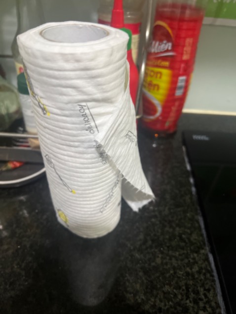 Giấy lau bếp tốt. Giá rẻ.