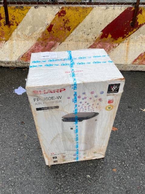 Nhân viên giao hàng thân thiện.
TIKI nên góp hàng cẩn thận hơn. Thêm nhiều lớp nilon
Khi nhận hàng lớp nilon gần như rách trầy tới hộp đựng sản phẩm
Sản phẩm hiện xài oki Nhân viên giao hàng thân thiện.
TIKI nên góp hàng cẩn thận hơn. Thêm nhiều lớp nilon
Khi nhận hàng lớp nilon gần như rách trầy tới hộp đựng sản phẩm
Sản phẩm hiện xài oki