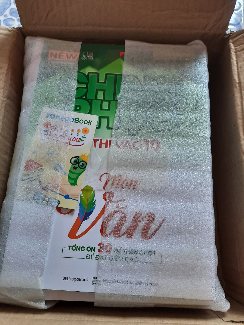 shop đóng gói cẩn thận, sách đẹp chi tiết ạ