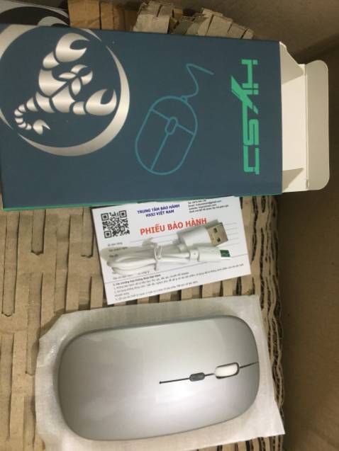 hàng chính hãng 
đầy đủ hộp tem mác y ảnh
chuột mỏng, nhẹ, nhạy 
chất lượng phù hợp