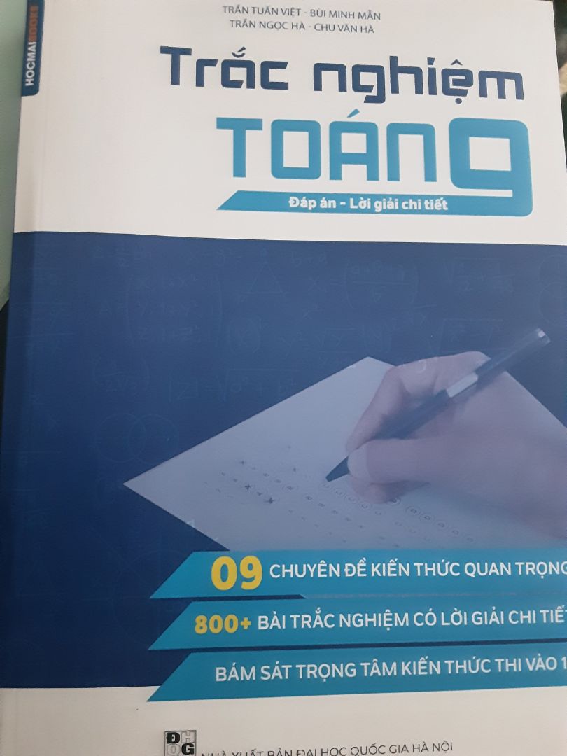 hàng ở hà nội giao xuống TP.hcm nhanh lắm, giao hàng xa nhưng đóng gói không đc chắc chắn lắm, hên là sách đến tay không bị gì cả