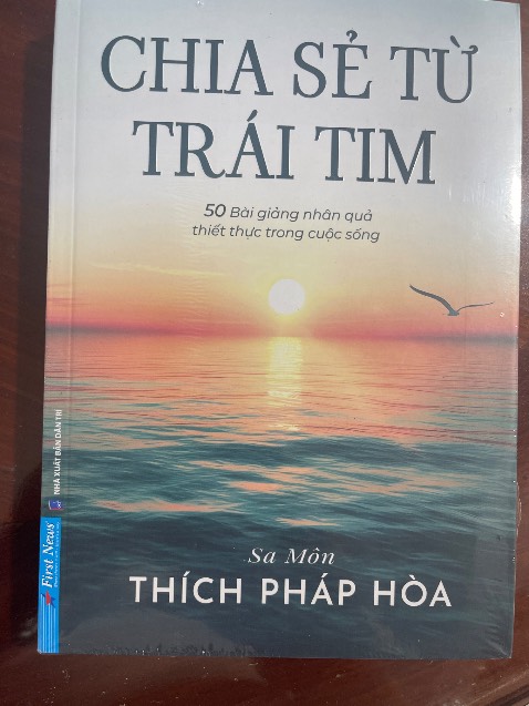Tiki rất uy tín . Chất lượng phục vụ rất tuyệt vời . Luôn ủng hộ Tiki