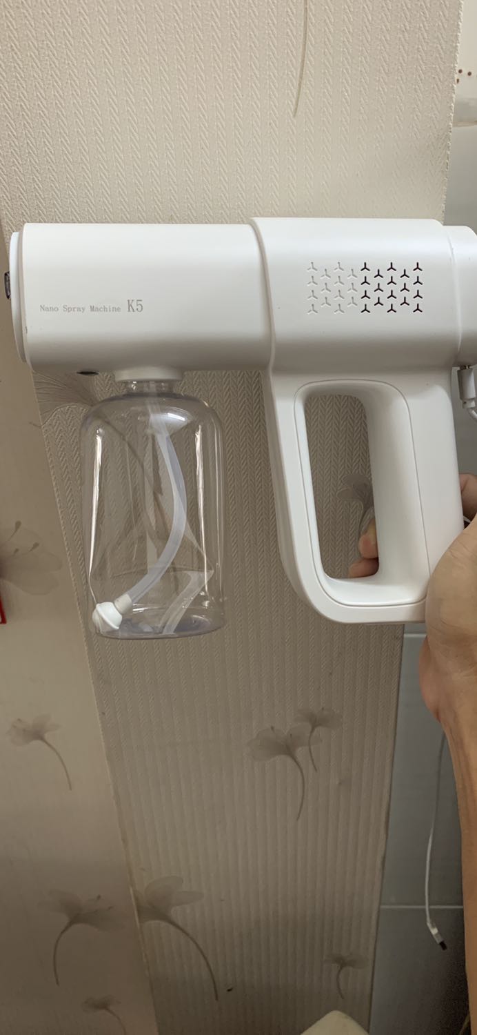 Giao ko đúng hàng, hình đăng bán 1 đường, giao hàng 1 nẻo. Chán ko buồn nói