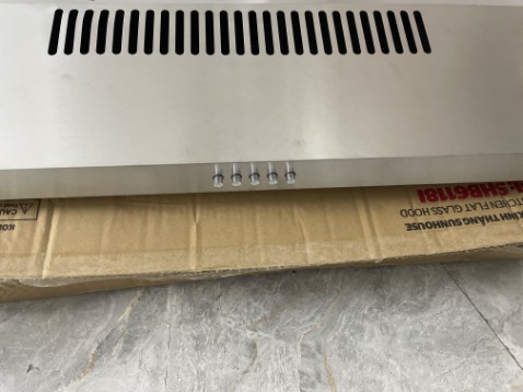 Sản phẩm mới tinh, chất lượng tuyệt vời, giao đúng mẫu mà mình đặt, mình rất hài lòng với lần mua hàng này qua Tiki.