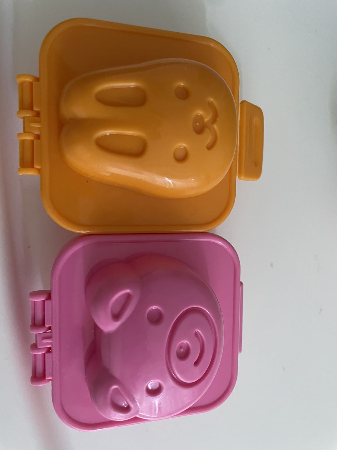 Bo khuon dep, nhua chat luong tot, hoi kho ep com trong khuon de tao hinh Bo khuon dep, nhua chat luong tot, hoi kho ep com trong khuon de tao hinh