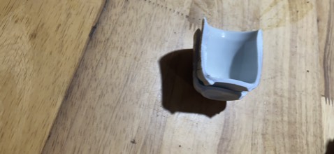 Mua nhiều lần rồi thấy cũng bình thường nhưng loại này mau hết gas lắm nhé,chỉ cần biết bơm gas là sài rất lâu