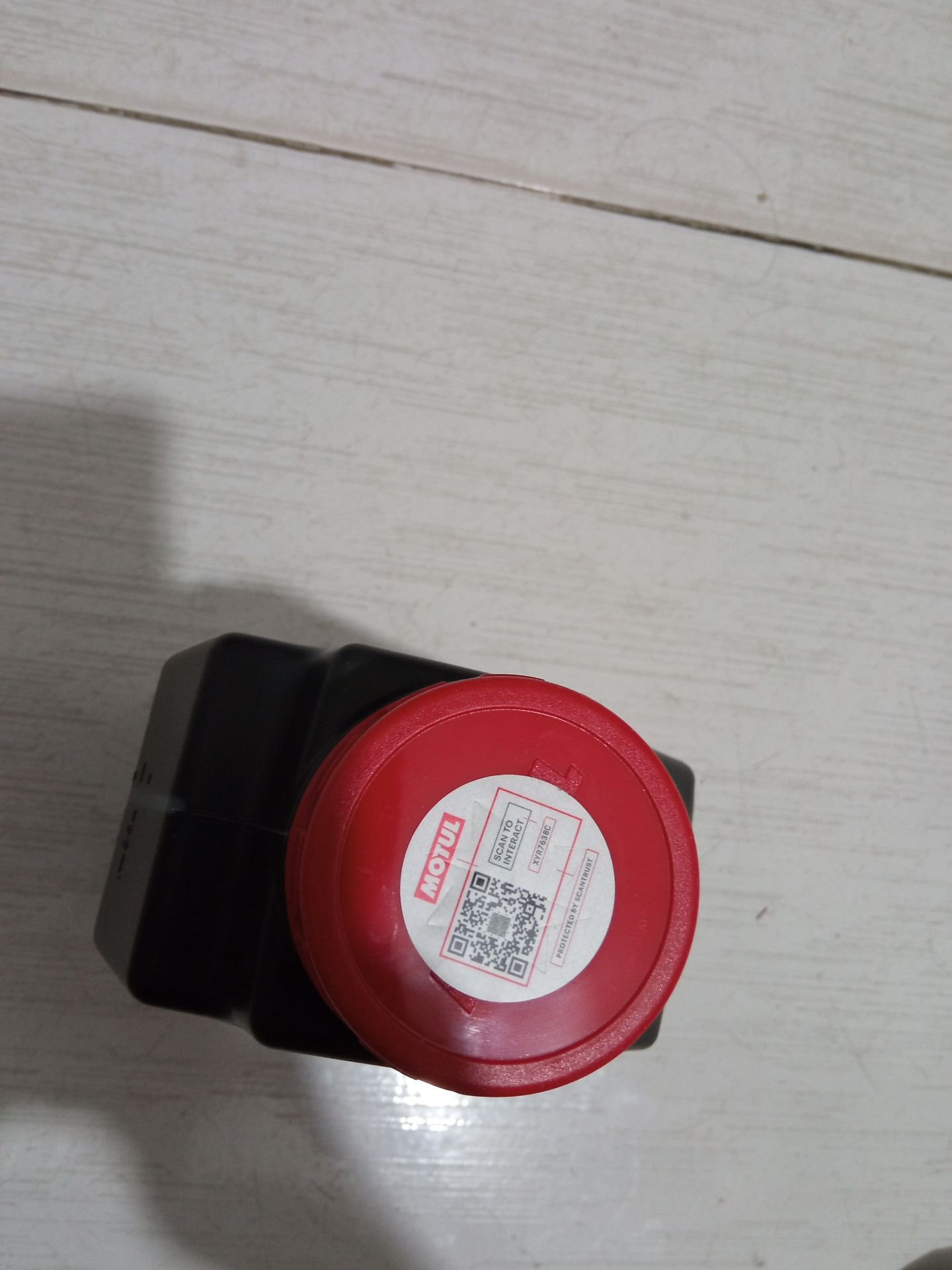 Còn tem nhãn đầy đủ, nắp còn nguyên vẹn k móp méo..cảm ơn shop sẽ ủng hộ lần sau Còn tem nhãn đầy đủ, nắp còn nguyên vẹn k móp méo..cảm ơn shop sẽ ủng hộ lần sau