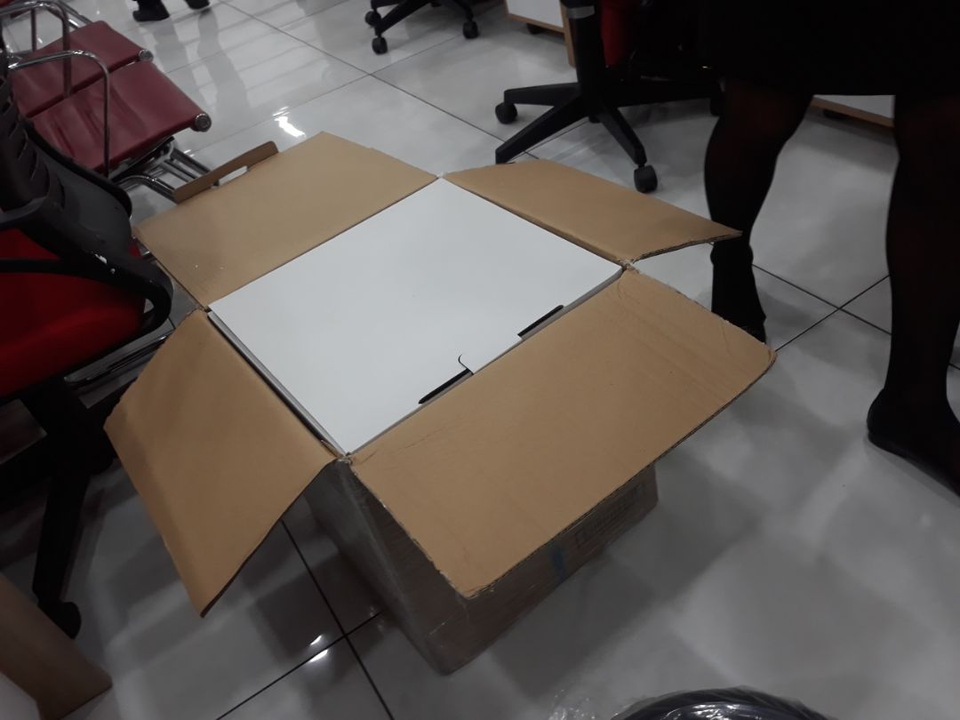 Mua được cái nồi chiên tuyệt cú mèo luôn, nồi siêu to khổng lồ 7.2 lít, nhận hàng thấy bên ngoài còn khủng hơn
Tiki đóng gói rất chu đáo, một màng bọc bên ngoài, một thùng giấy đến thùng sản phẩm rồi đến xốp mới tới sản phẩm
Sản phẩm gia công sắc sảo, nhựa tốt không mùi thiết kế đẹp, nấu nhanh
Giao hàng siêu nhanh, giá siêu mềm 2.4tr hơn chút, còn được tặng kèm sản phẩm Khay nướng bánh + hộp đựng cơm
Quá hài lòng luôn, cảm ơn Tiki nhìu nhìu nhen
Chờ sale sẽ mua thêm 1 cái nữa 😍😍😍😍