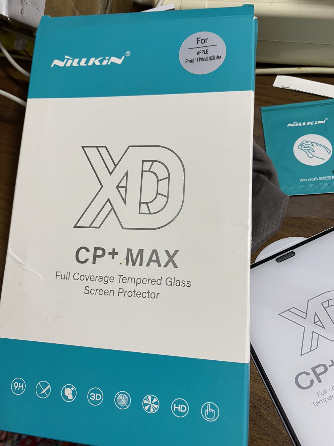 Đặt mua màn hình iPhone 11 mà giao iPhone 11 pro max. Nói giao thứ 2 mà ko thấy đâu, shop làm ăn không đáng tin. Tiki thì không hỗ trợ khách hàng gì cả.