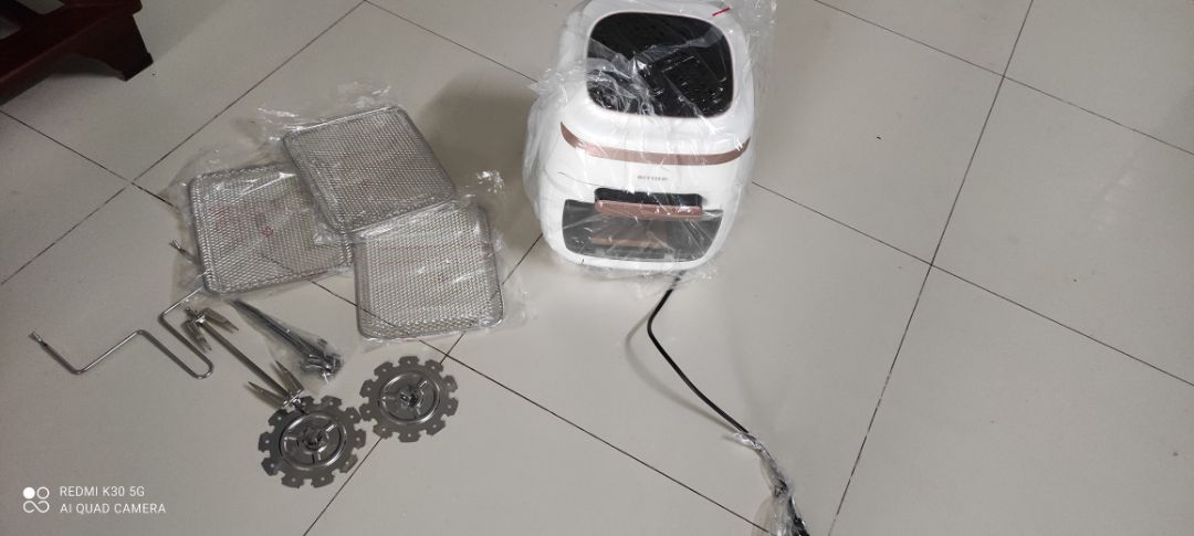 sản phẩm đẹp, đóng gói kỹ, giao hàng nhanh, nhưng thiếu phiếu bảo hành và sách hướng dẫn sử dụng tiếng việt