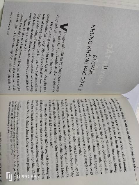 Sách rất hay. Dựa trên nghiên cứu, và có hướng dẫn cách thực hiện cụ thể. Đọc rất lôi cuốn và thực tế. Một vài chi tiết mình thấy đã thực hành rất hiệu quả. Bạn nào muốn thay đổi thói quen bản thân mà chưa được, nên đọc ngay và luôn nhé