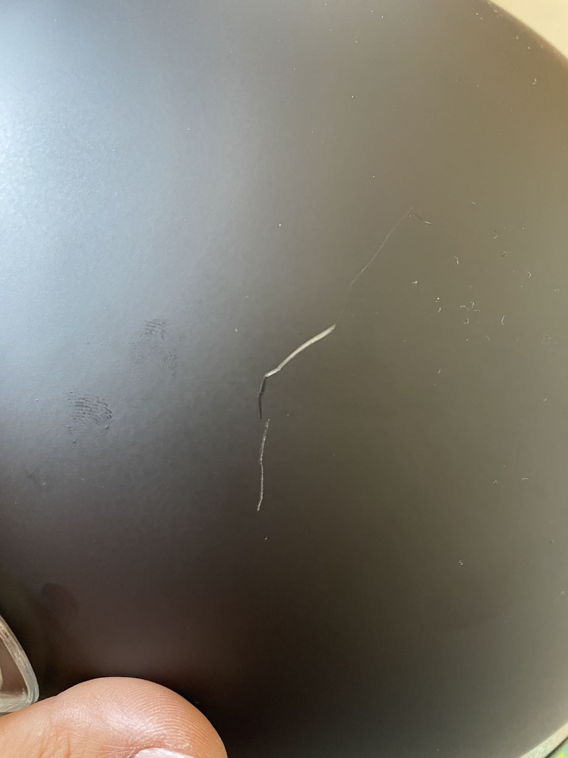 Giao nhanh nón đẹp nhưng có điều bị trầy xước nhẹ