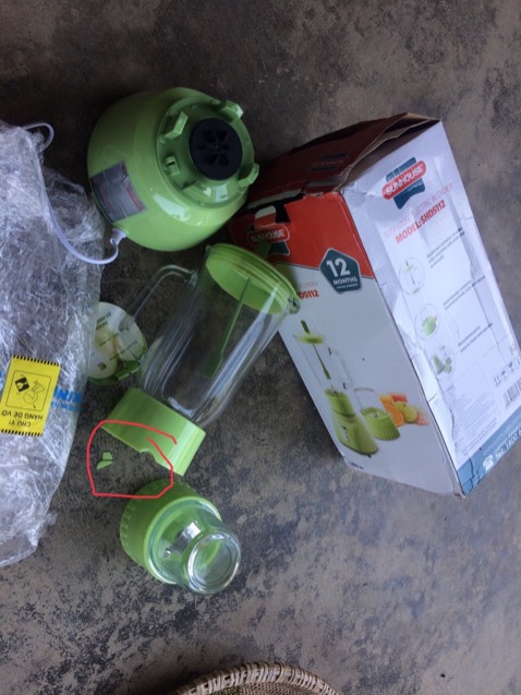 Shipper thân thiện, giao hàng nhanh, nhưng vận chuyển xa mà đóng gói hơi sơ sài nên hàng bị mẻ chút xíu. Hàng chất lượng