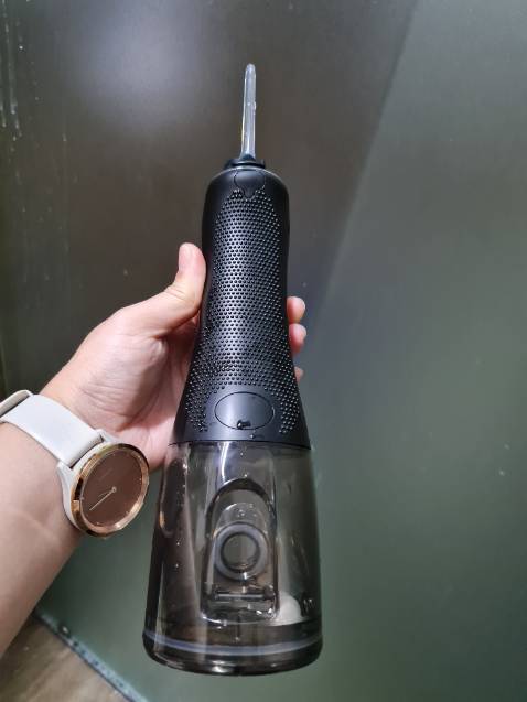 Máy làm sạch hiệu quả lắm, cá nhân mình thì xài mức nhẹ nhất,do dễ bị chảy máu chân răng,  mình mya vì thấy giới thiệu có 5 mức độ, và thật sự thấy hài lòng.