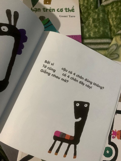 Màu sắc tranh truyện in sắc nét. Không có mùo giấy. Muốn mua hết các bộ mà sợ bé không hợp tác 😌