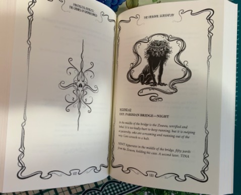 Sách thanh lý mà rất đẹp, không bị ố hay bị gãy bìa sách gì cả, giá mua thanh lý nên rẻ bất ngờ