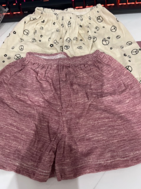 Vải mềm thoáng, mặc thoải mái.